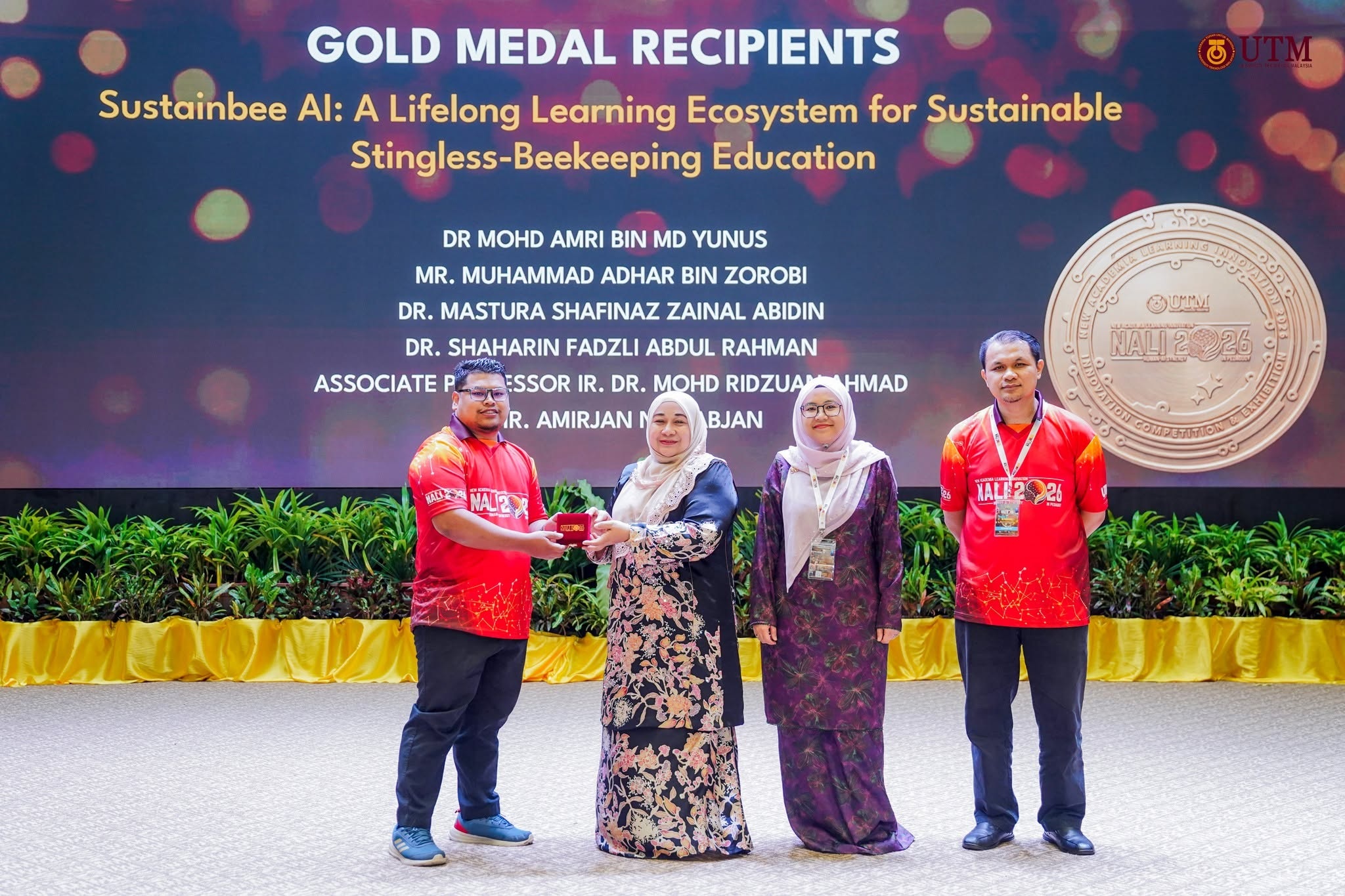 01-gold-award